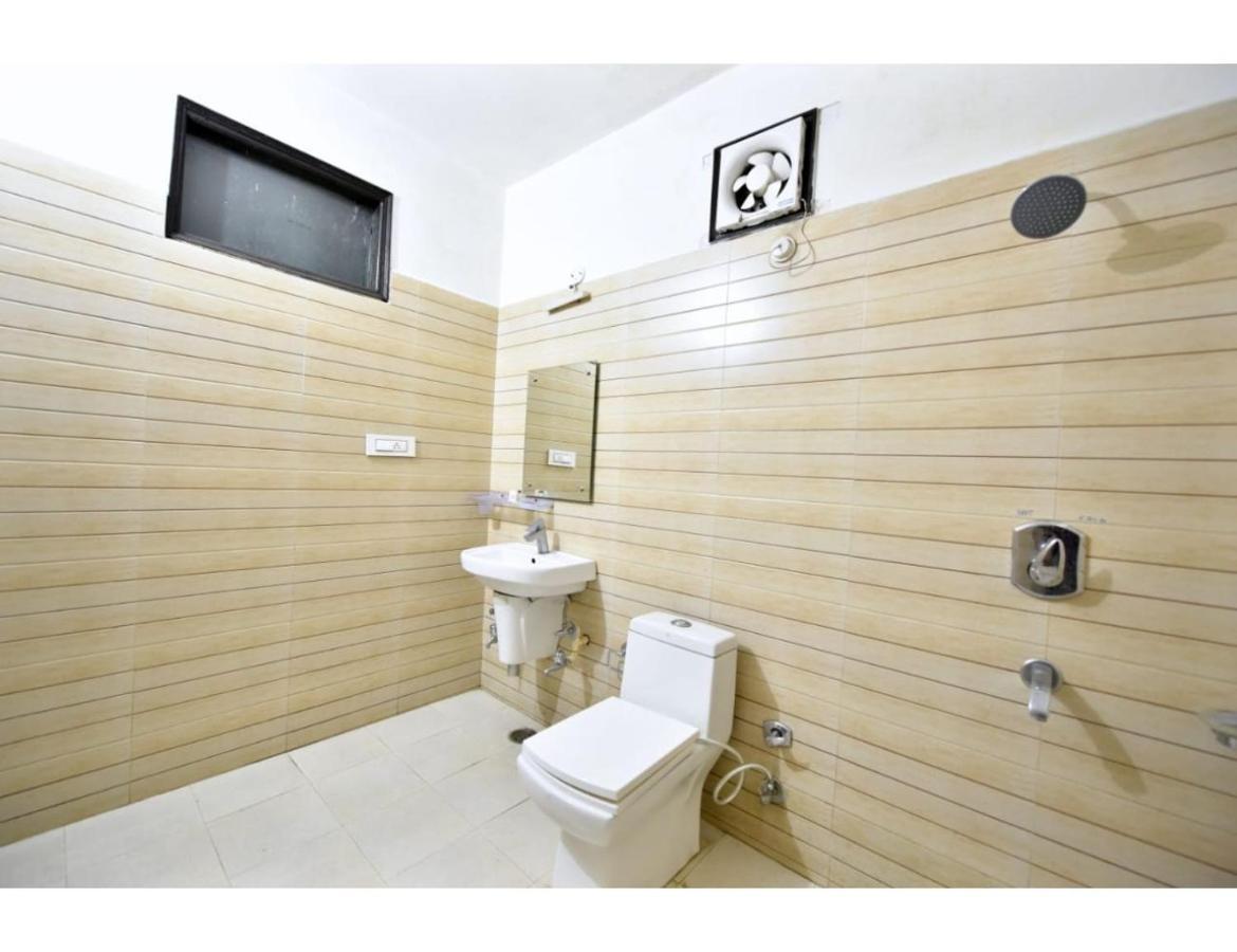 Hotel Dalhousie Grand Banikhet Εξωτερικό φωτογραφία
