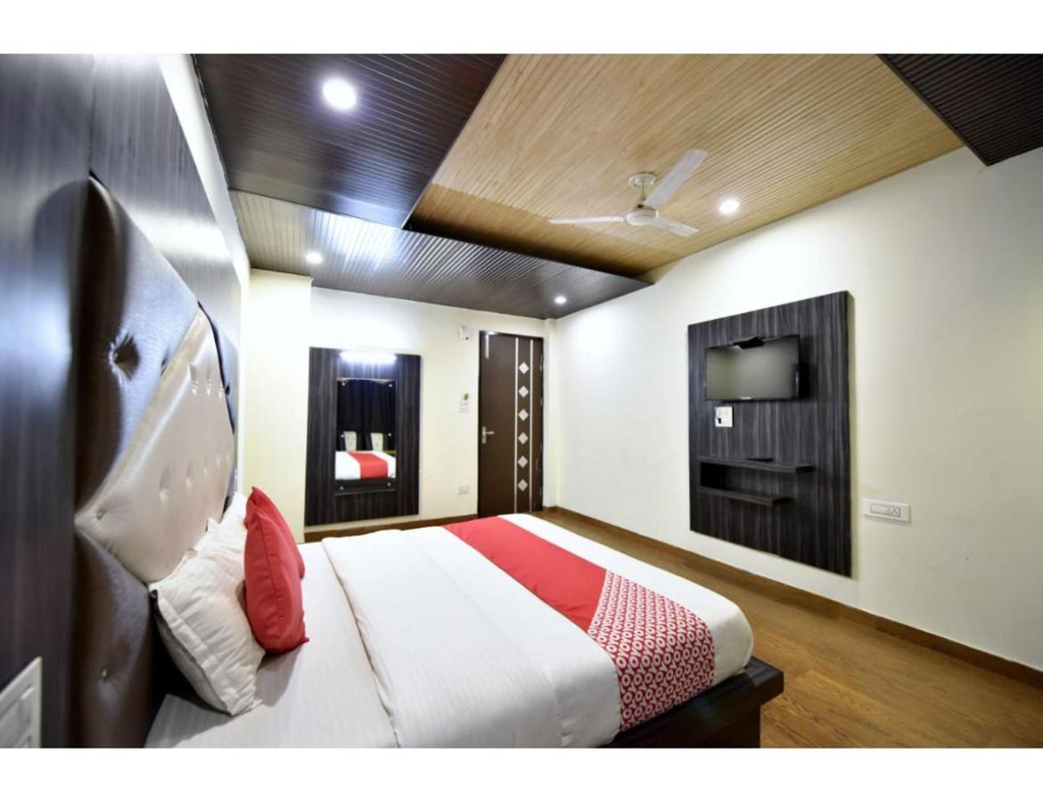 Hotel Dalhousie Grand Banikhet Εξωτερικό φωτογραφία