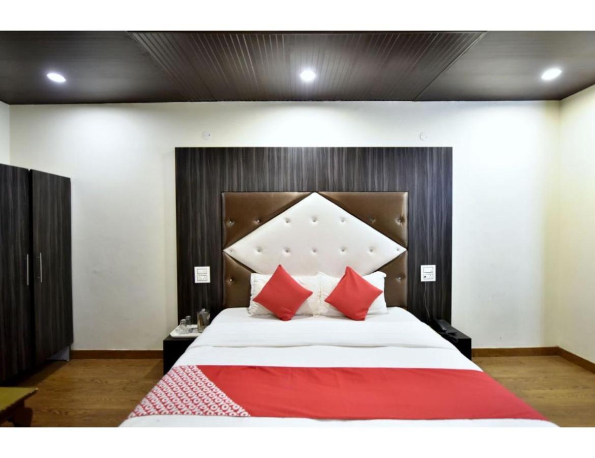 Hotel Dalhousie Grand Banikhet Εξωτερικό φωτογραφία