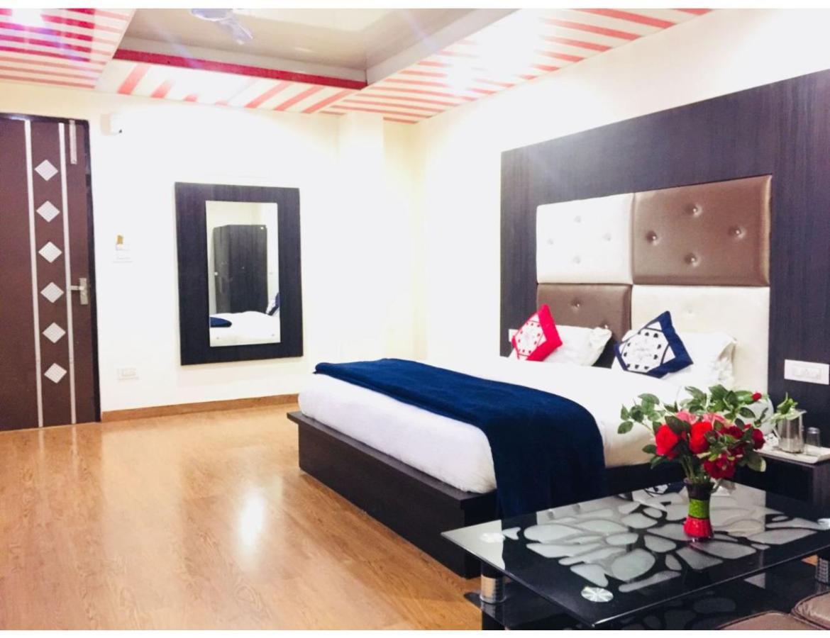 Hotel Dalhousie Grand Banikhet Εξωτερικό φωτογραφία